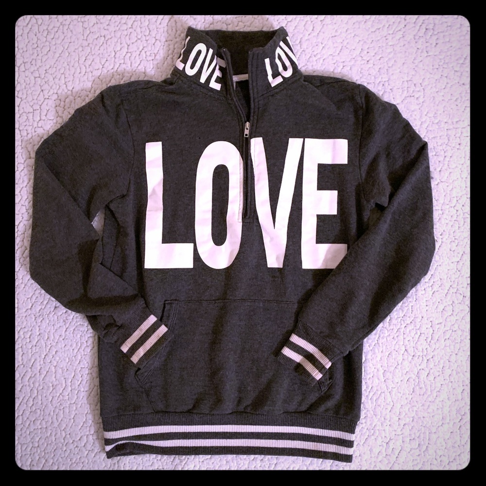 Women’s No Boundaries Gray Sweatshirt